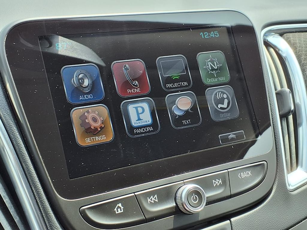Thumbnail: 2016 Chevrolet Malibu - 12