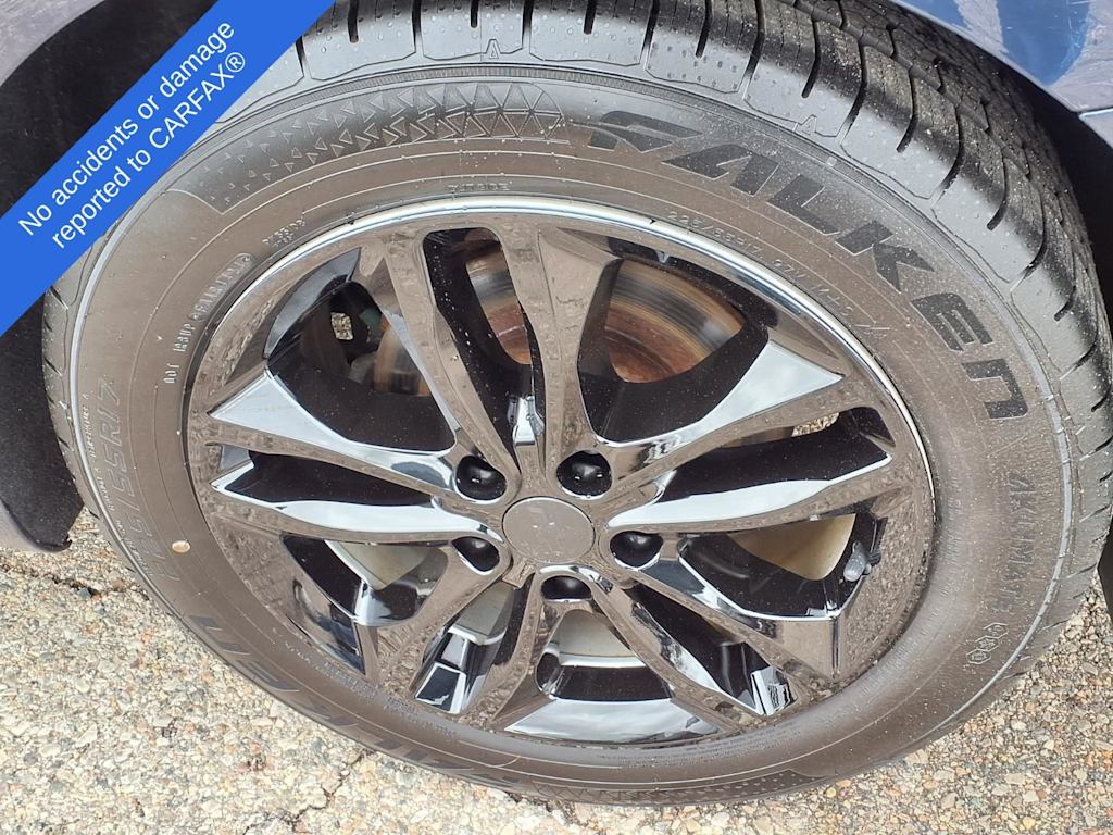 Thumbnail: 2016 Chevrolet Malibu - 7