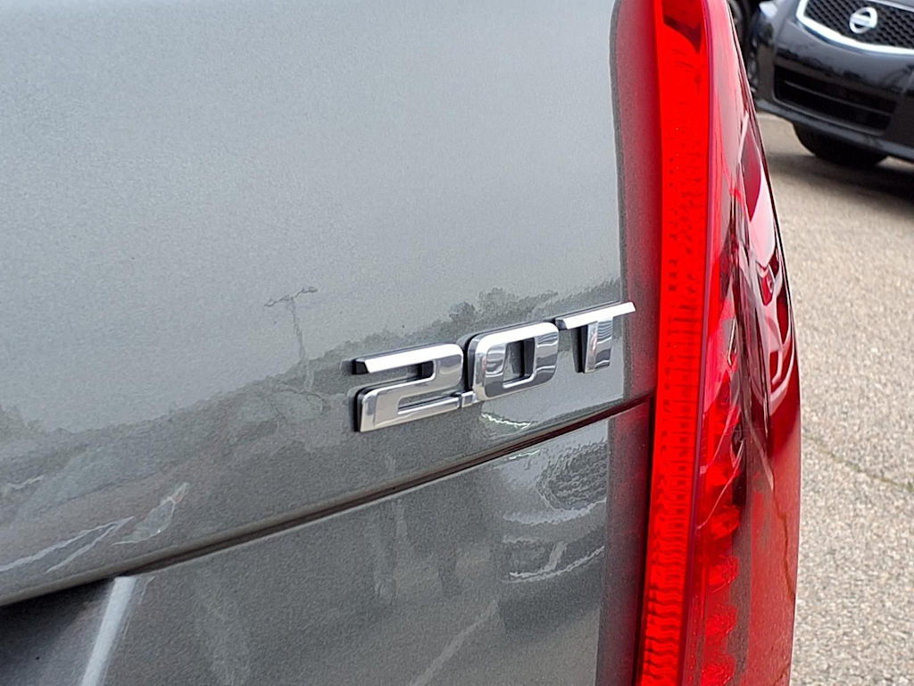 Thumbnail: 2016 Cadillac ATS - 16