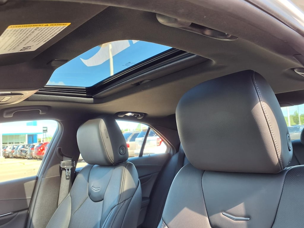Thumbnail: 2023 Cadillac CT4 - 21