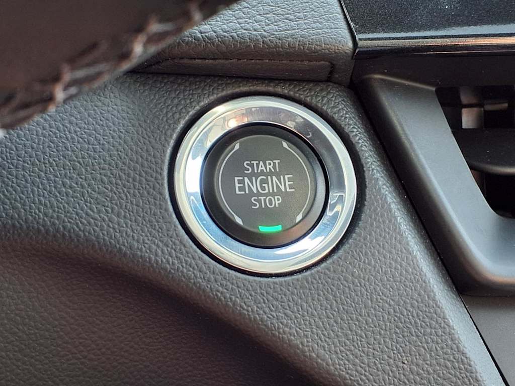 Thumbnail: 2024 Cadillac CT4 - 25