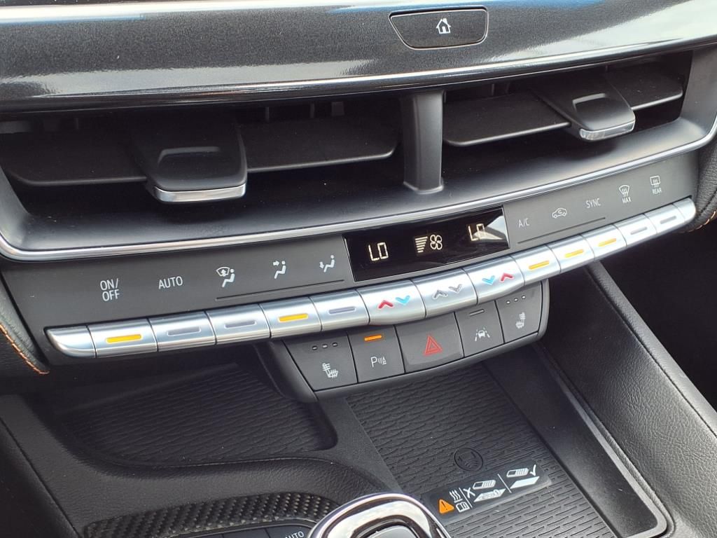2022 Cadillac CT5 V 22