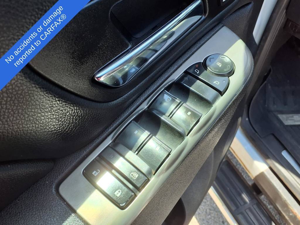 Thumbnail: 2014 Chevrolet Silverado 2500 - 19