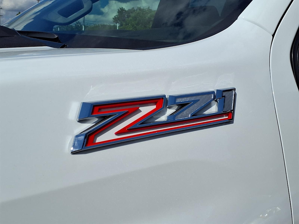 Thumbnail: 2026 Chevrolet Silverado 2500 - 6