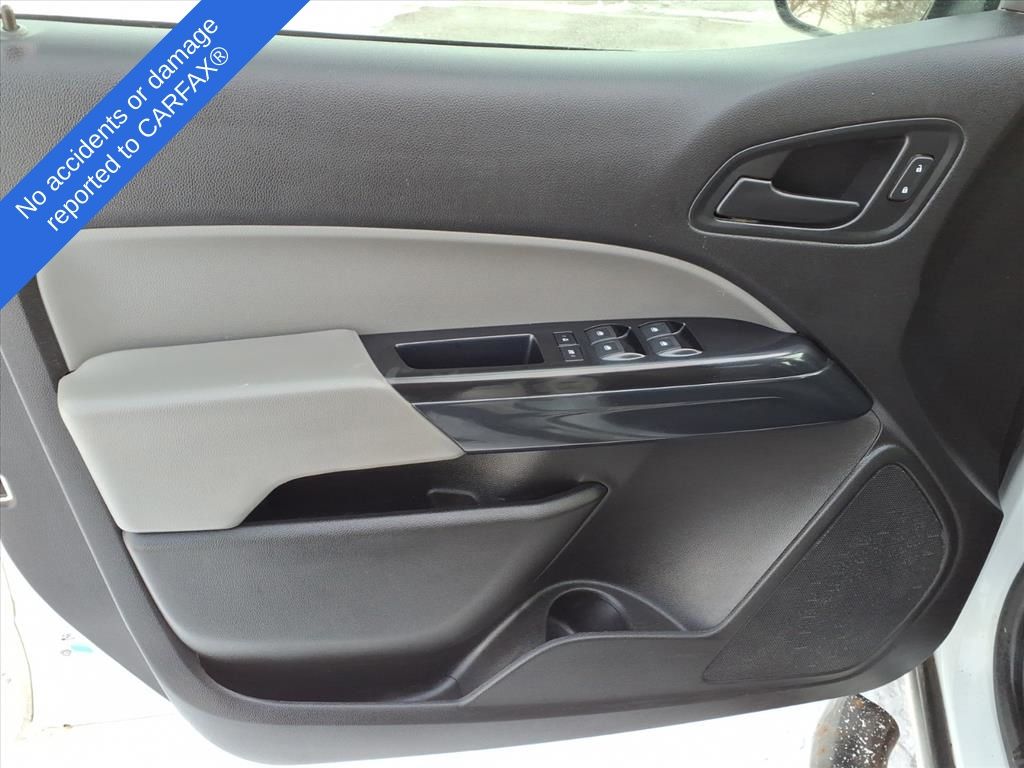 Thumbnail: 2017 Chevrolet Colorado - 18