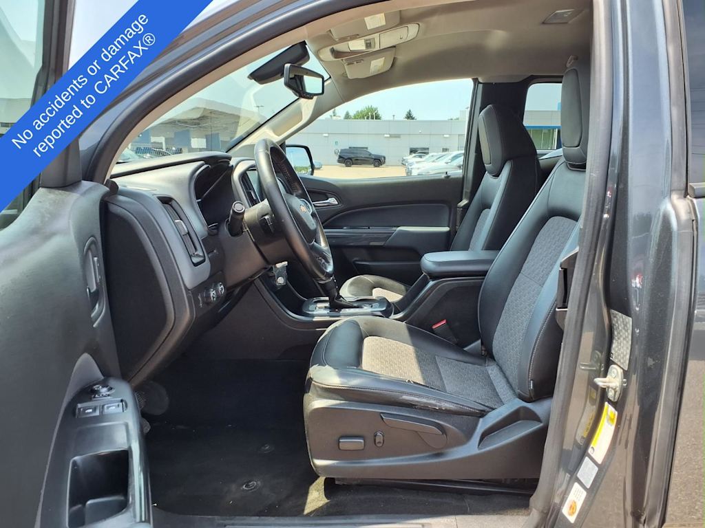 Thumbnail: 2017 Chevrolet Colorado - 9