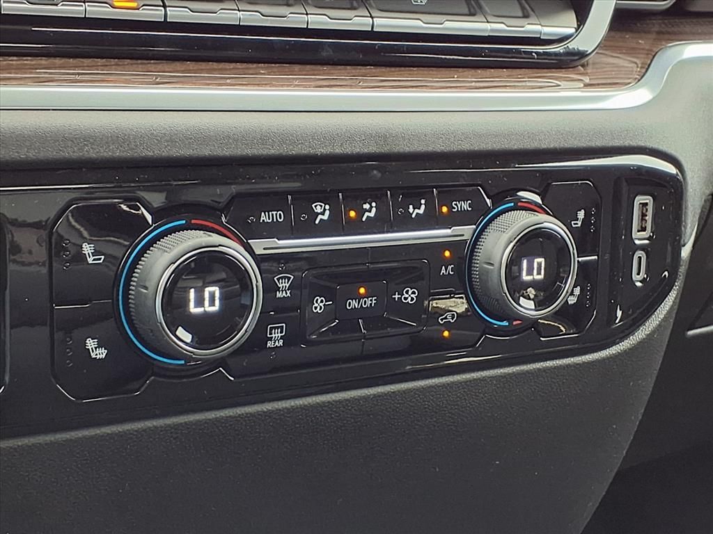 Thumbnail: 2026 Chevrolet Silverado 1500 - 18