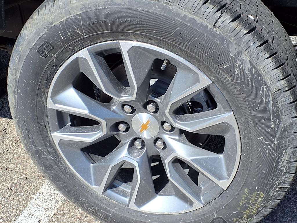 Thumbnail: 2026 Chevrolet Silverado 1500 - 6