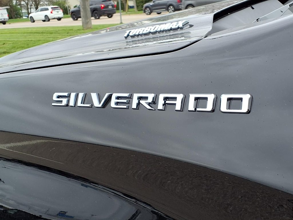 Thumbnail: 2026 Chevrolet Silverado 1500 - 6