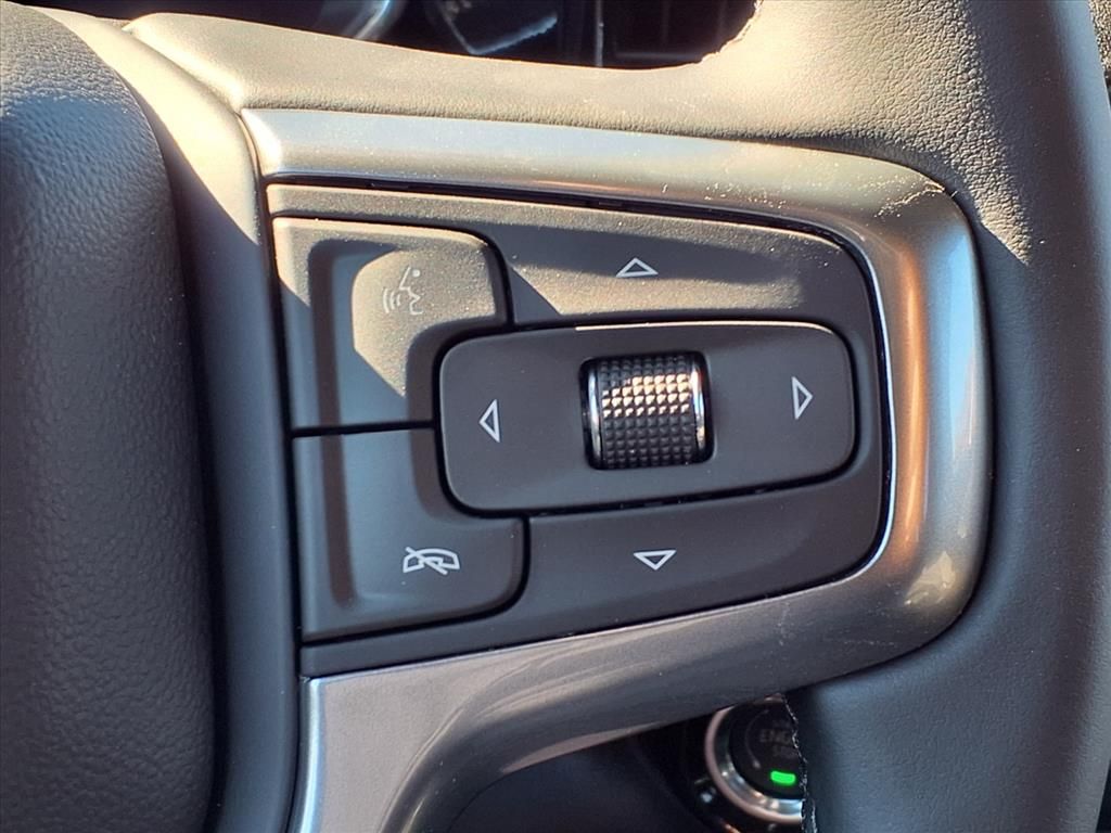 Thumbnail: 2026 Chevrolet Silverado 1500 - 23