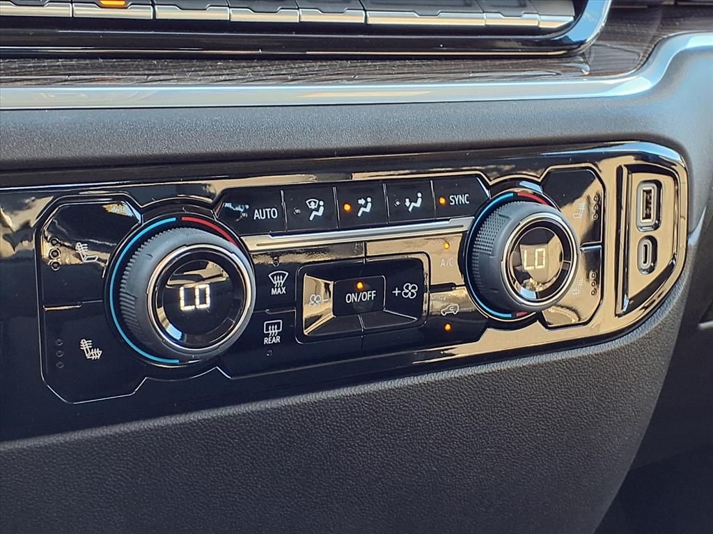 Thumbnail: 2026 Chevrolet Silverado 1500 - 21