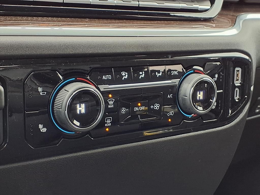 Thumbnail: 2026 Chevrolet Silverado 1500 - 19