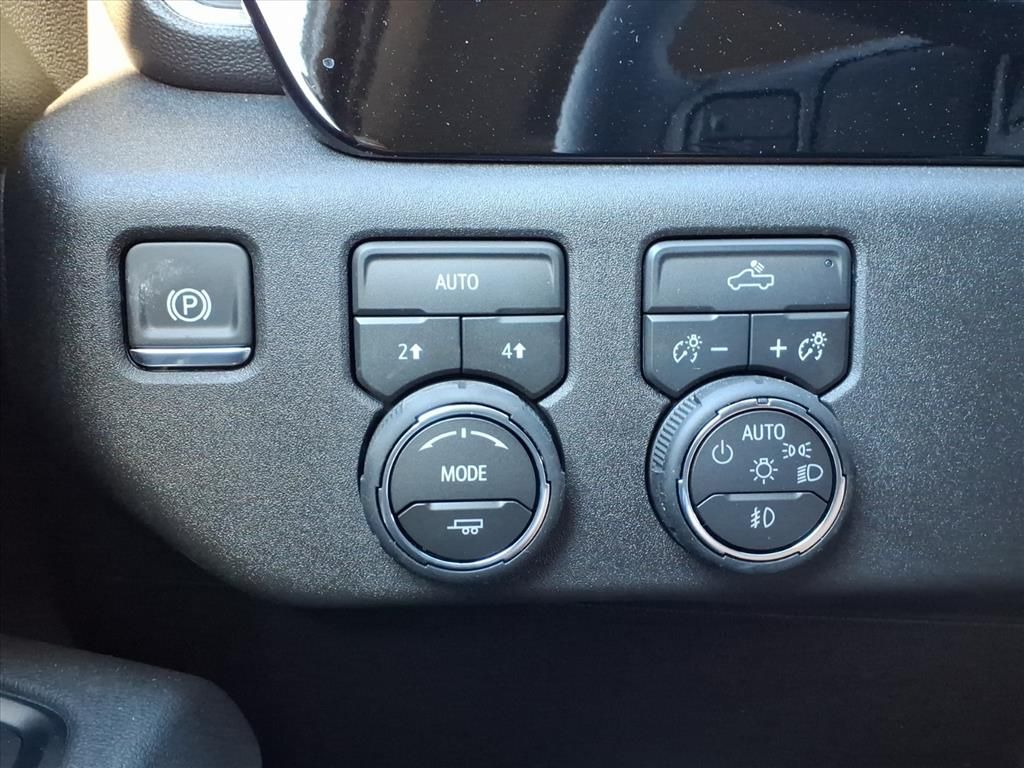 Thumbnail: 2026 Chevrolet Silverado 1500 - 20