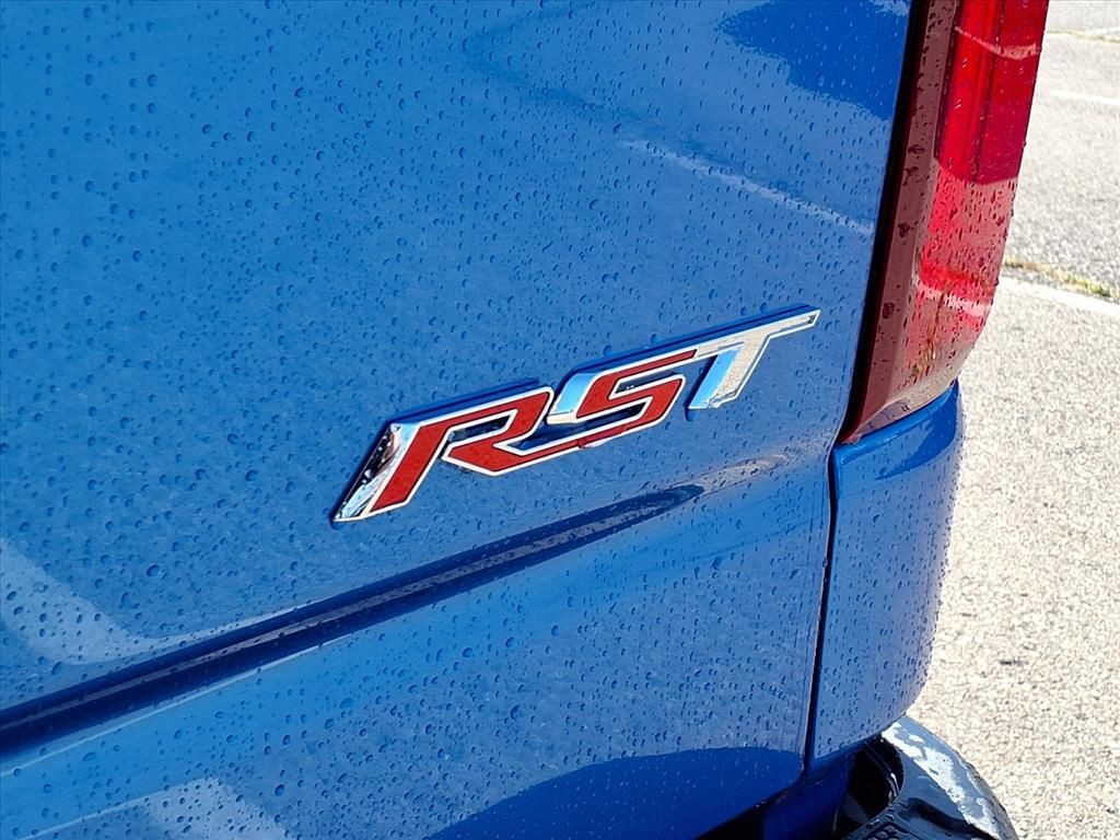 Thumbnail: 2026 Chevrolet Silverado 1500 - 6