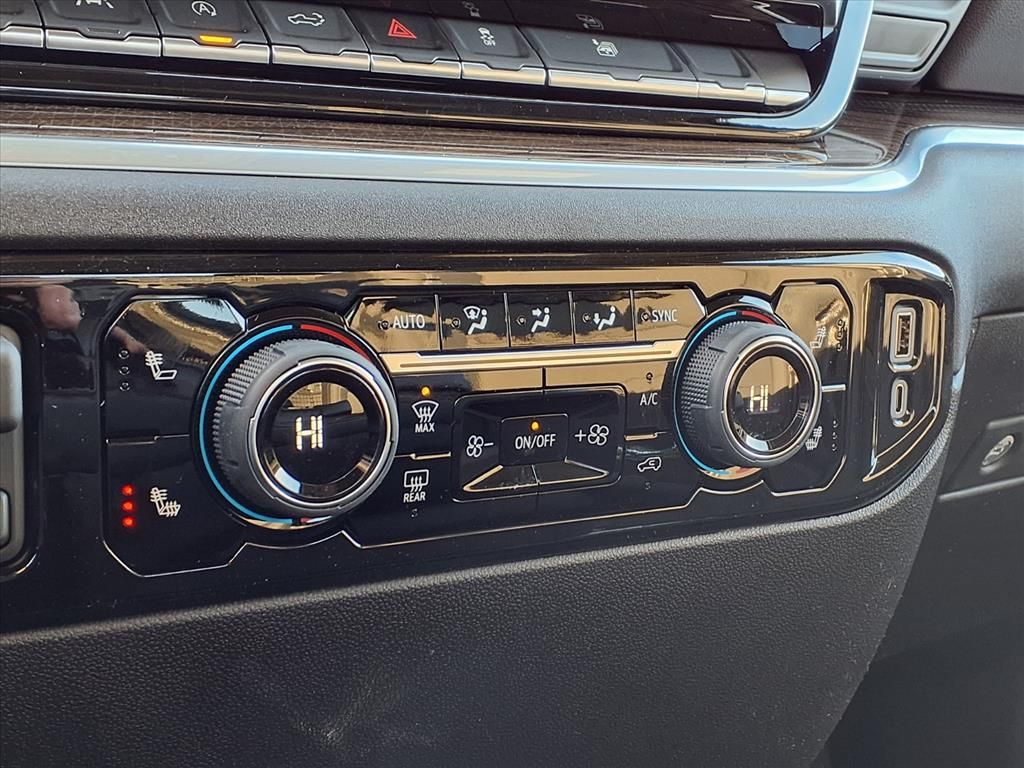 Thumbnail: 2026 Chevrolet Silverado 1500 - 18