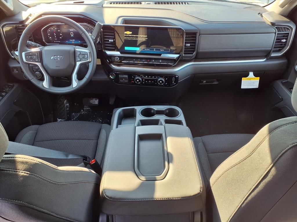 Thumbnail: 2026 Chevrolet Silverado 1500 - 2