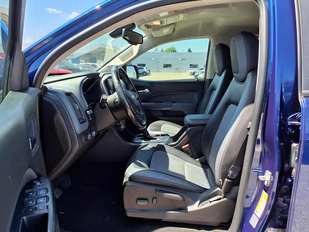 Thumbnail: 2016 Chevrolet Colorado - 9