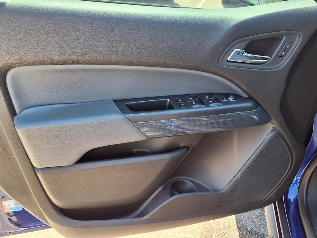 Thumbnail: 2016 Chevrolet Colorado - 19