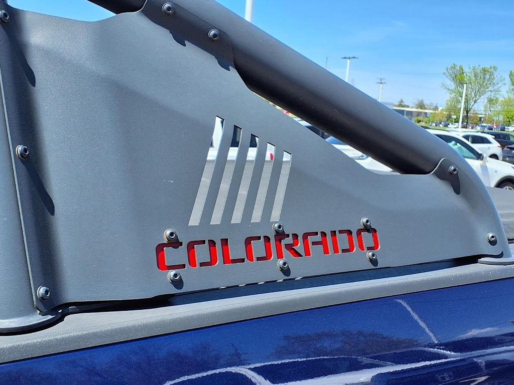 Thumbnail: 2016 Chevrolet Colorado - 6