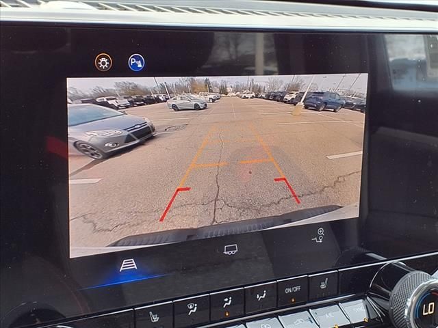 Thumbnail: 2025 Chevrolet Colorado - 19