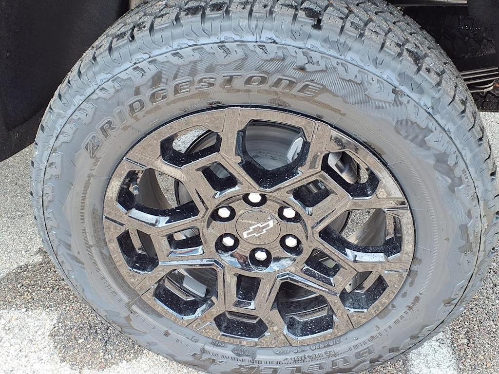 Thumbnail: 2026 Chevrolet Colorado - 7