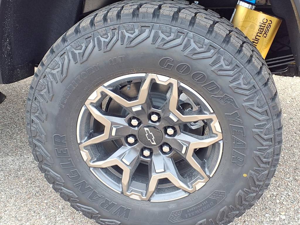 Thumbnail: 2026 Chevrolet Colorado - 6