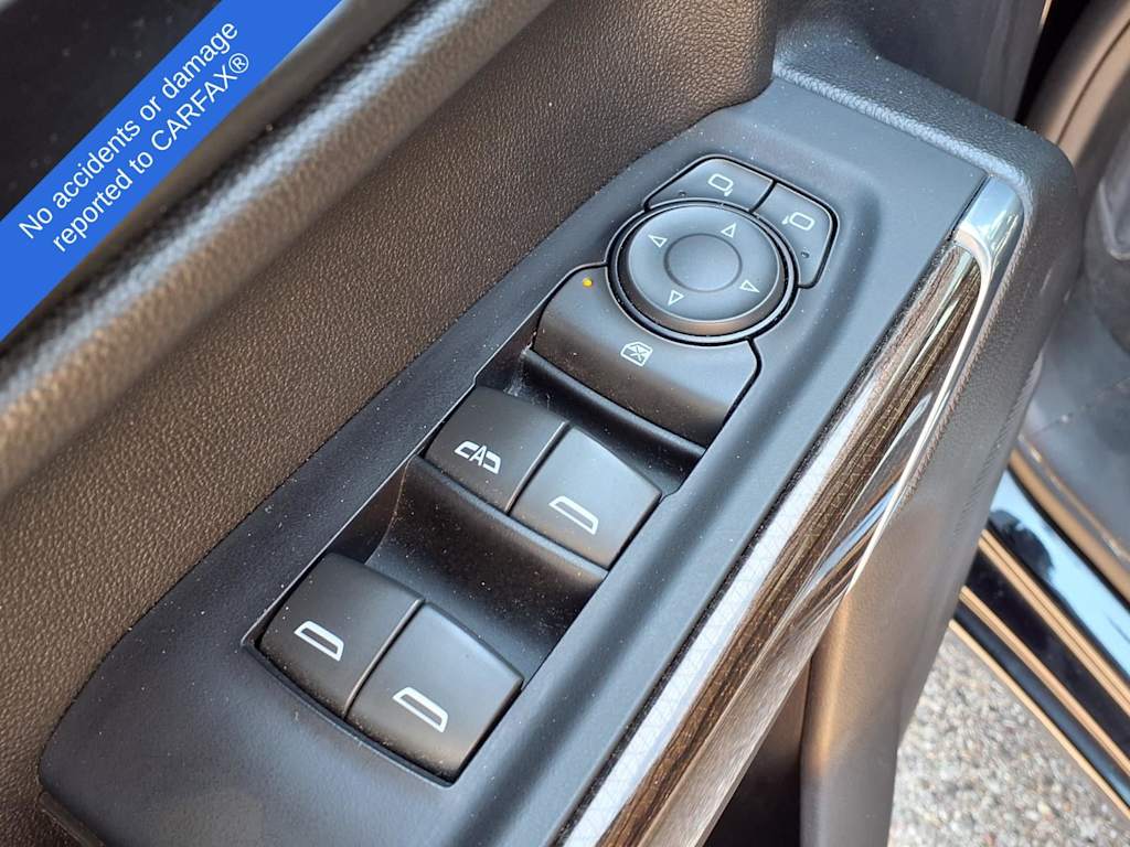Thumbnail: 2019 Chevrolet Silverado 1500 - 20