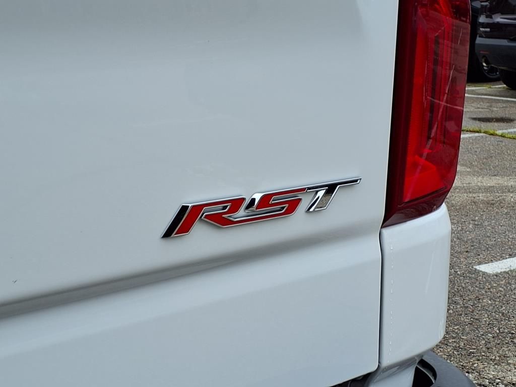 Thumbnail: 2025 Chevrolet Silverado 1500 - 6