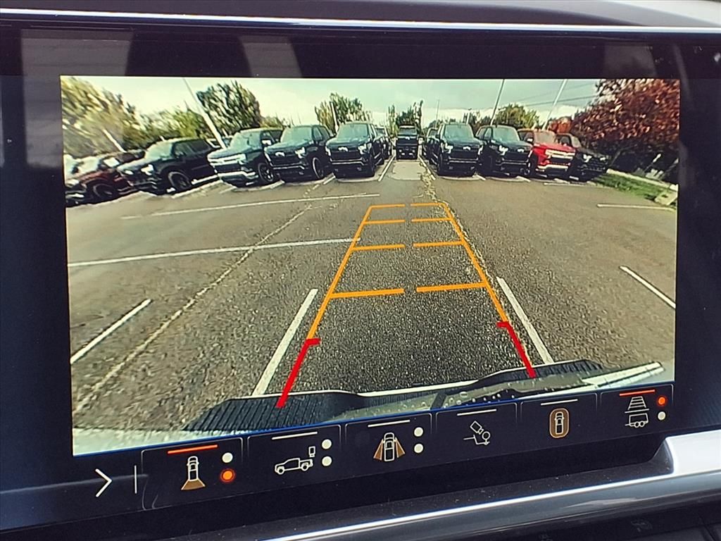 Thumbnail: 2026 Chevrolet Silverado 1500 - 21