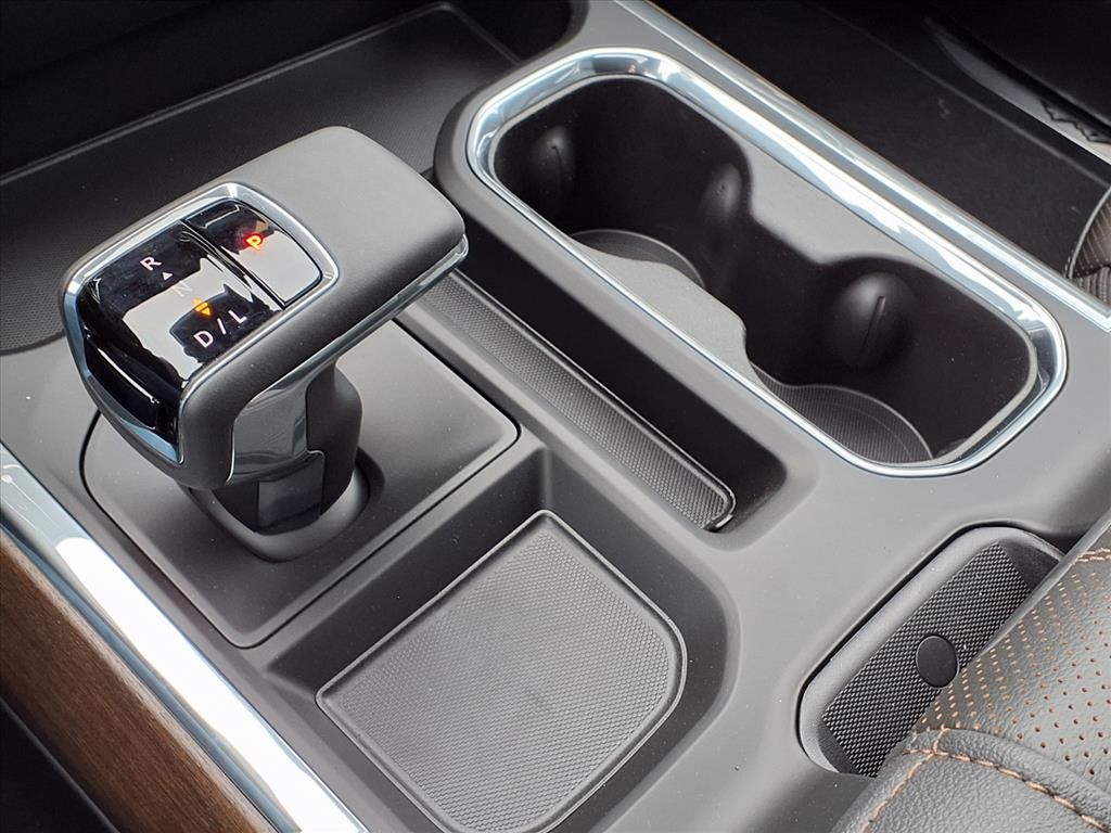 Thumbnail: 2026 Chevrolet Silverado 1500 - 20