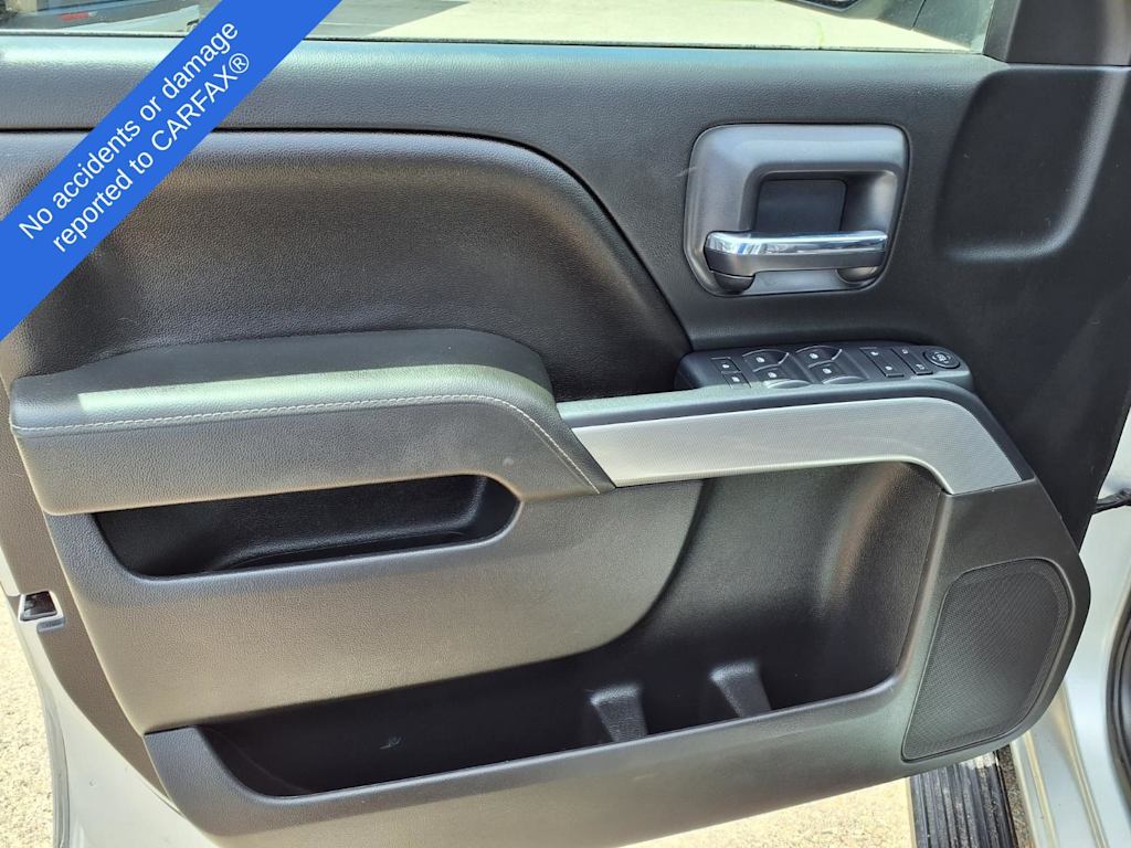 Thumbnail: 2016 Chevrolet Silverado 1500 - 19