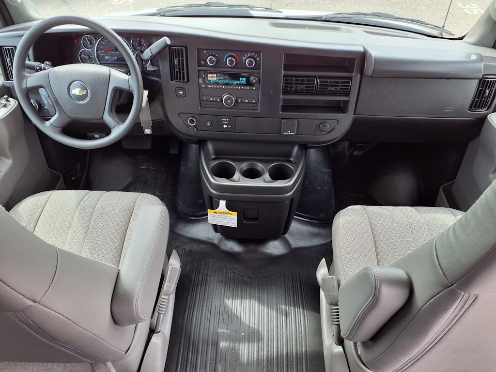 Thumbnail: 2026 Chevrolet Express - 2