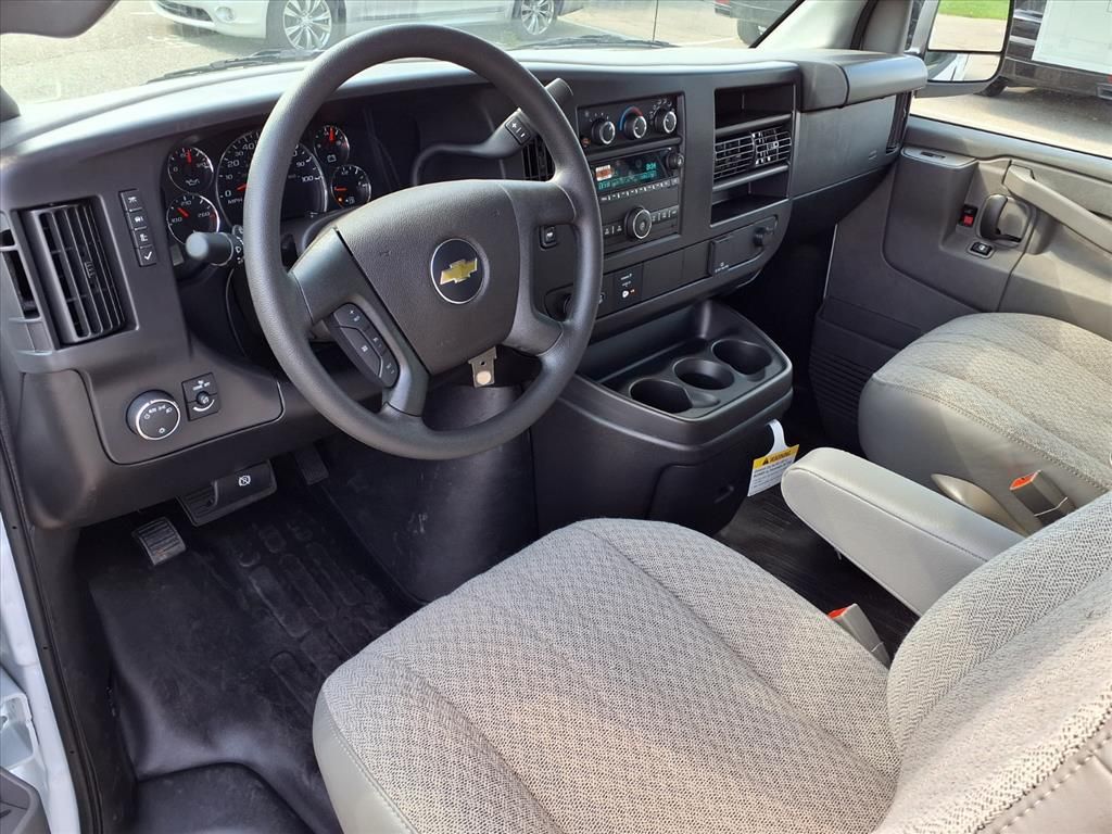 Thumbnail: 2026 Chevrolet Express - 12
