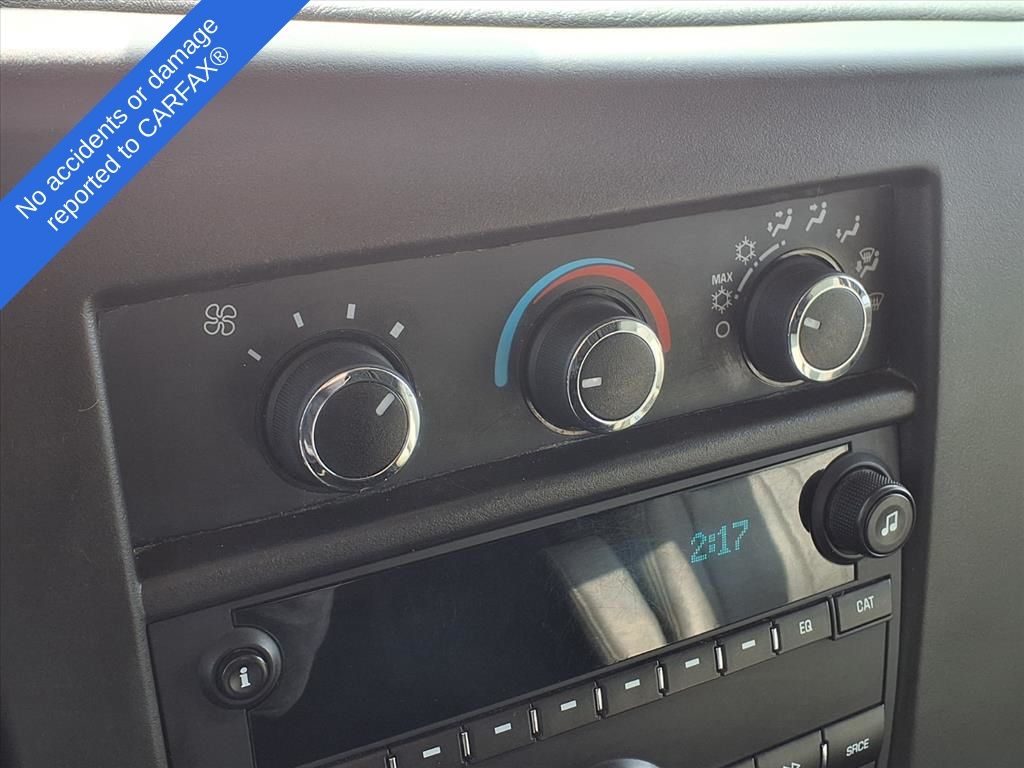 Thumbnail: 2018 Chevrolet Express - 25