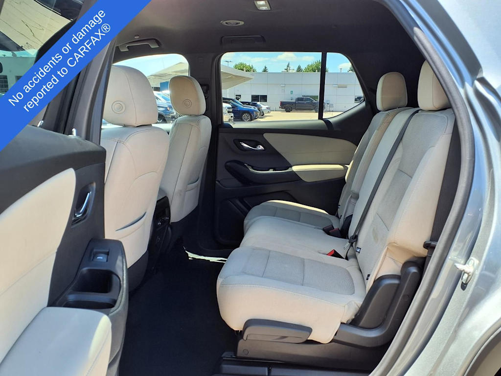 Thumbnail: 2023 Chevrolet Traverse - 9