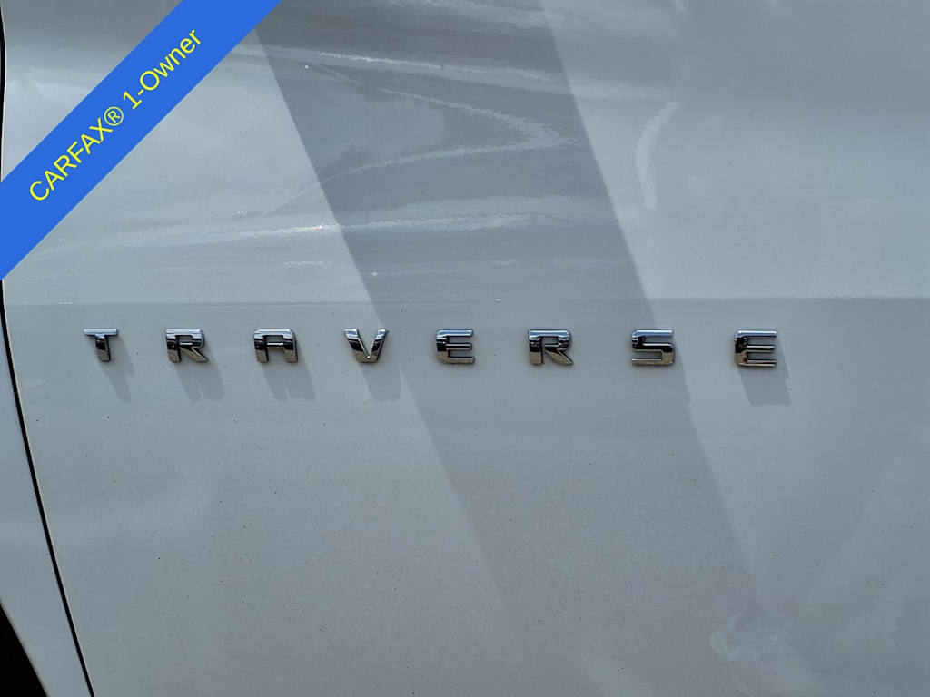 Thumbnail: 2021 Chevrolet Traverse - 7