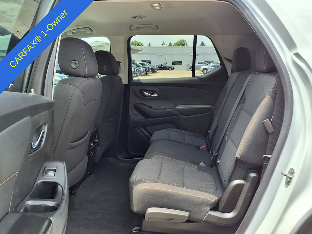 Thumbnail: 2021 Chevrolet Traverse - 12