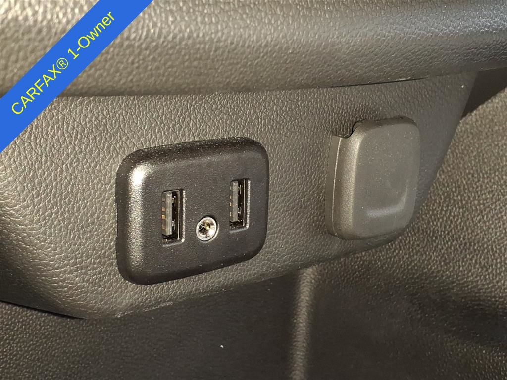 Thumbnail: 2023 Chevrolet Traverse - 28