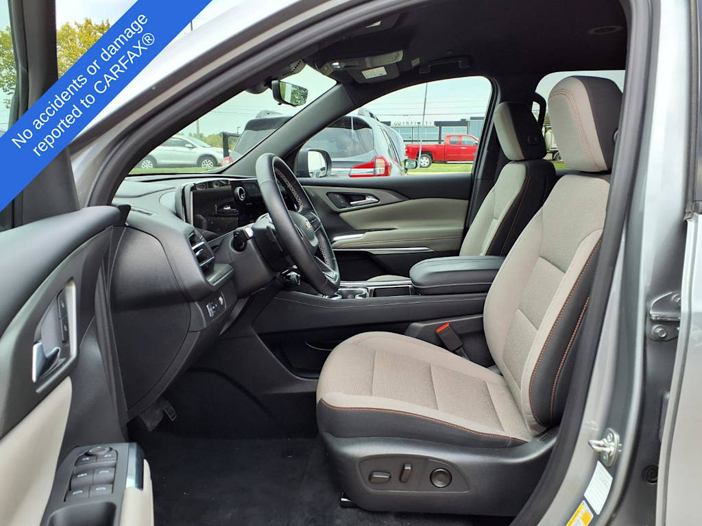 Thumbnail: 2026 Chevrolet Traverse - 10