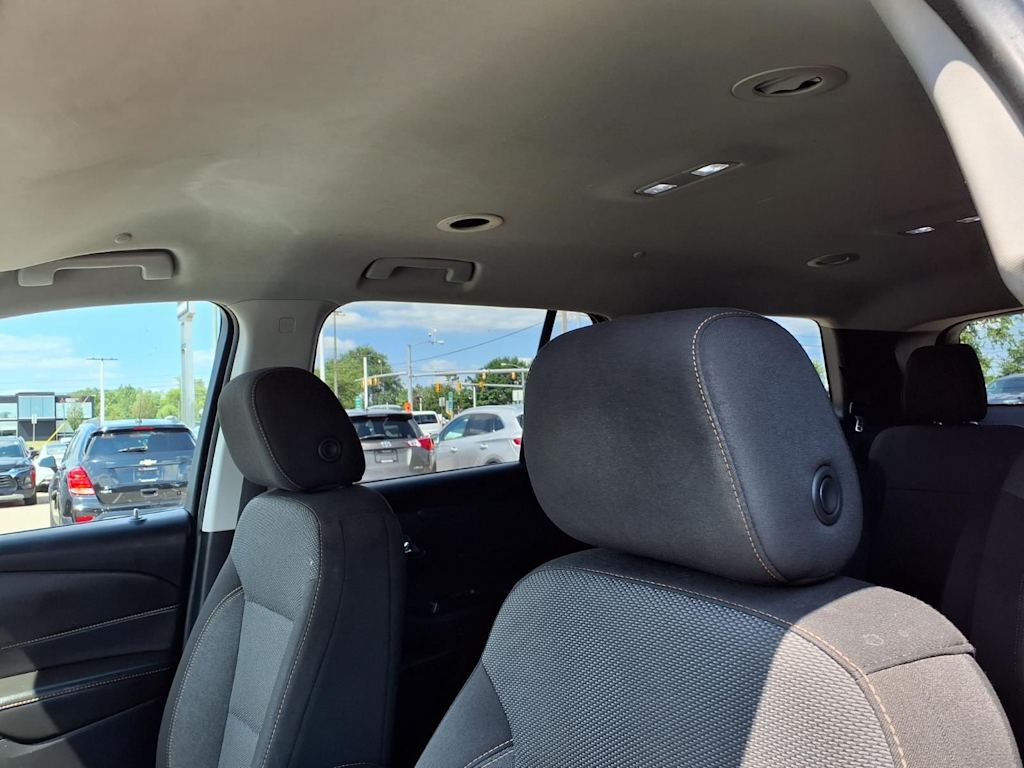 Thumbnail: 2019 Chevrolet Traverse - 11