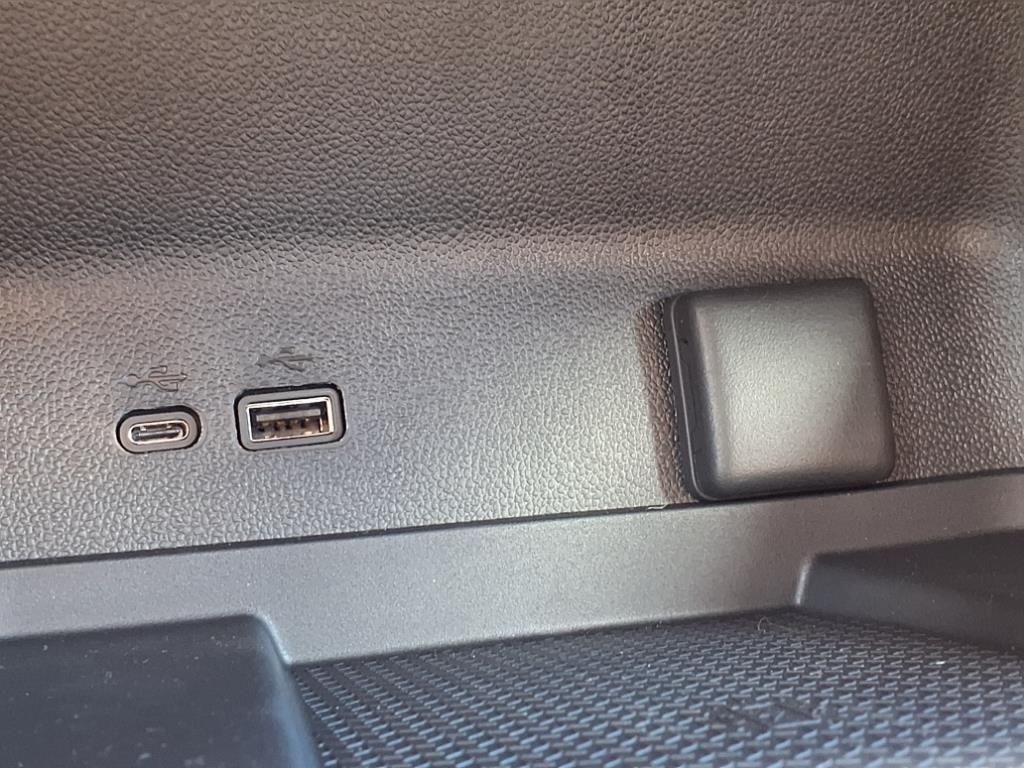 Thumbnail: 2026 Chevrolet Traverse - 20