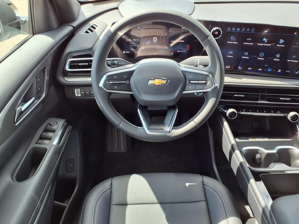 Thumbnail: 2026 Chevrolet Traverse - 8