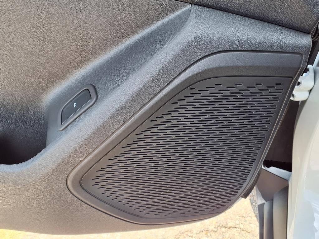 Thumbnail: 2026 Chevrolet Traverse - 17