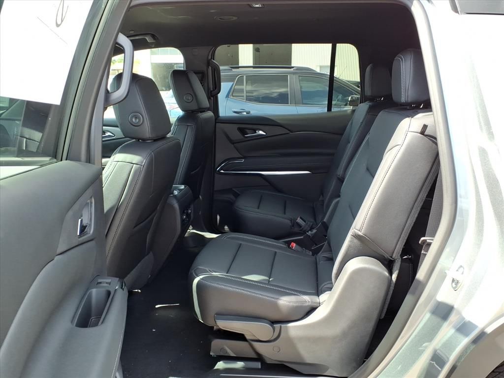 Thumbnail: 2026 Chevrolet Traverse - 9