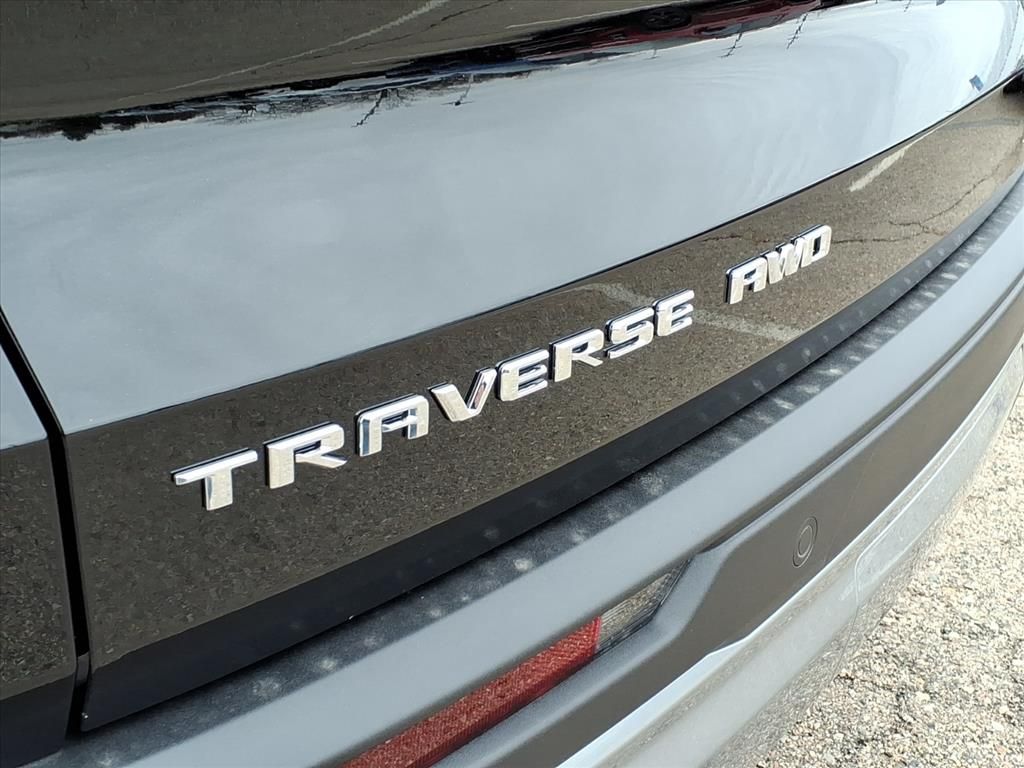 Thumbnail: 2026 Chevrolet Traverse - 6