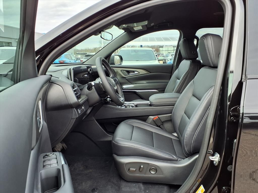 Thumbnail: 2026 Chevrolet Traverse - 7