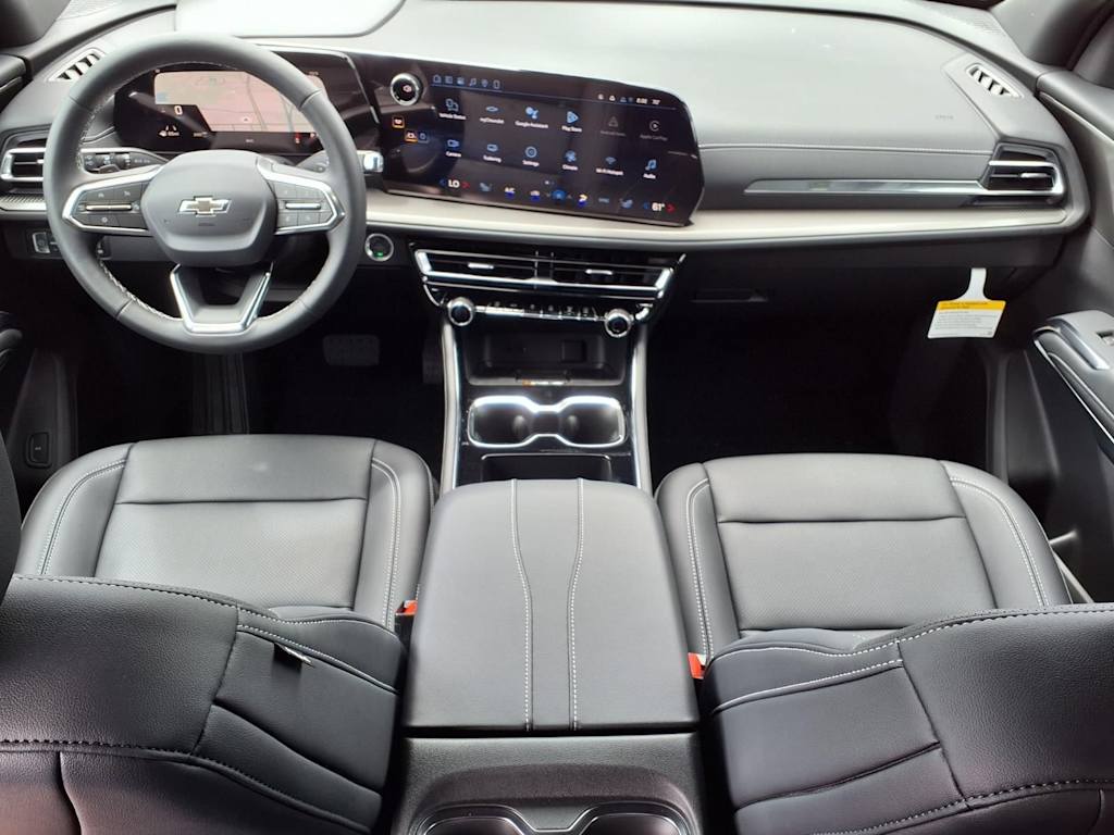 Thumbnail: 2026 Chevrolet Traverse - 2