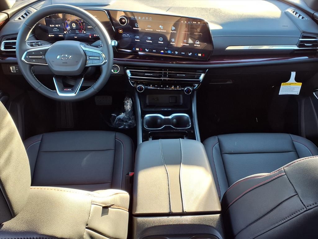 Thumbnail: 2026 Chevrolet Traverse - 2