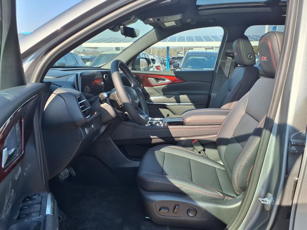 Thumbnail: 2026 Chevrolet Traverse - 9