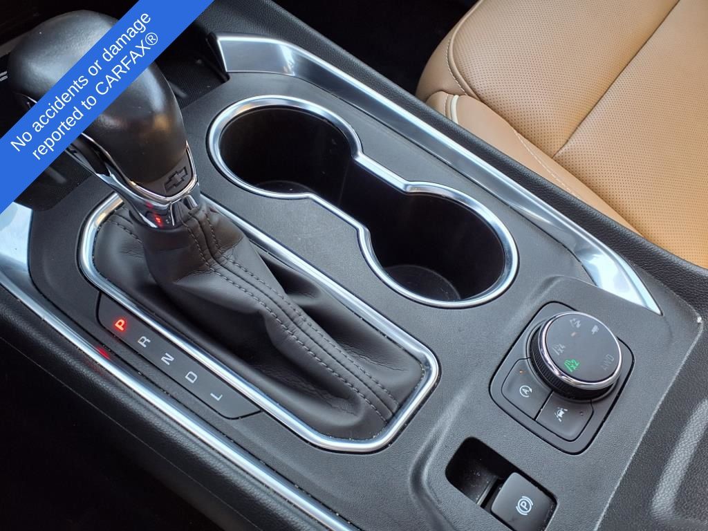 2022 Chevrolet Traverse Premier 26